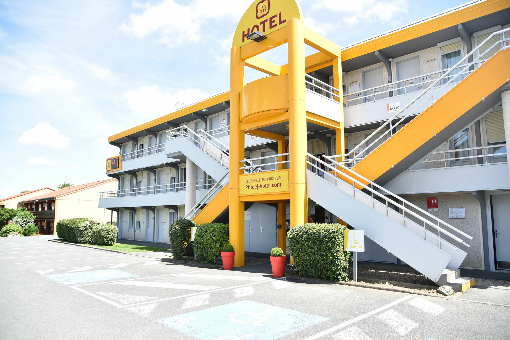 Premiere Classe Saintes Ngoại thất bức ảnh